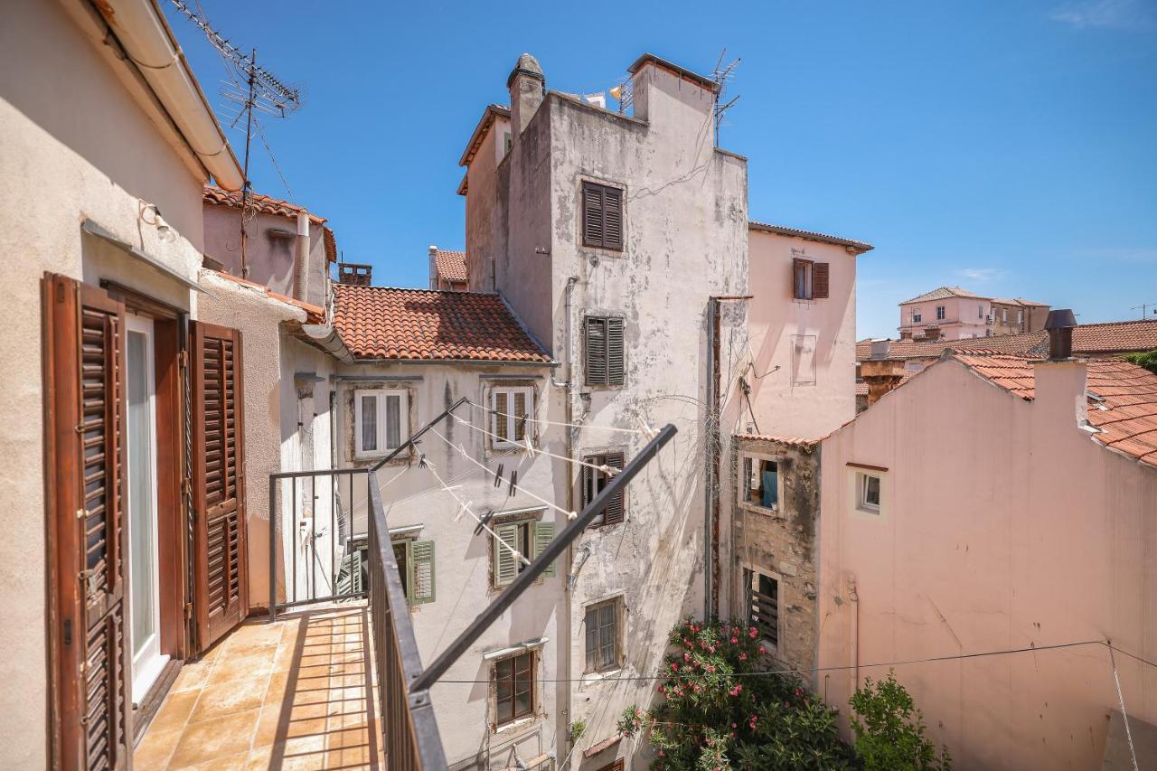 Two Bedroom Apartment In City Center Igor ザダル エクステリア 写真