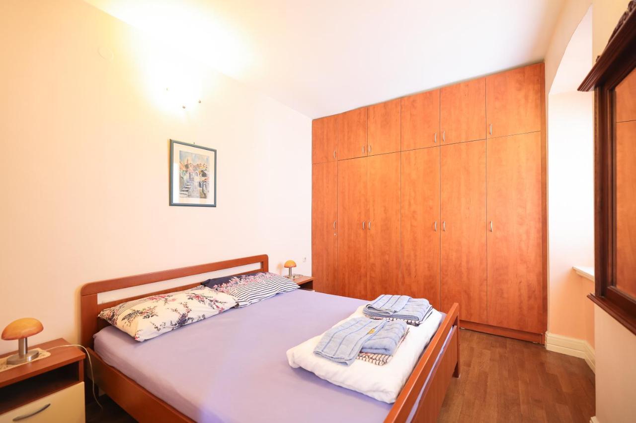 Two Bedroom Apartment In City Center Igor ザダル エクステリア 写真