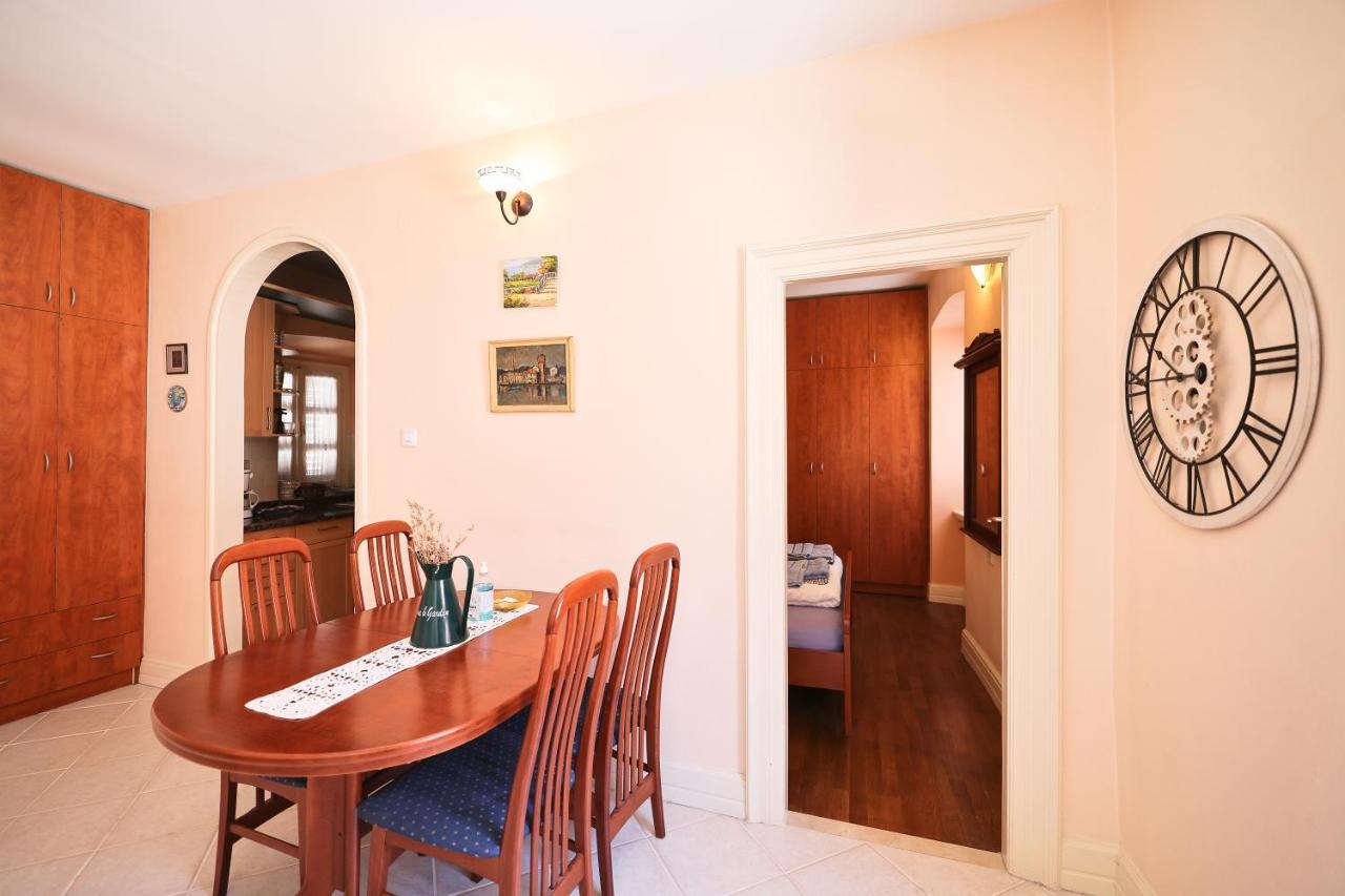 Two Bedroom Apartment In City Center Igor ザダル エクステリア 写真